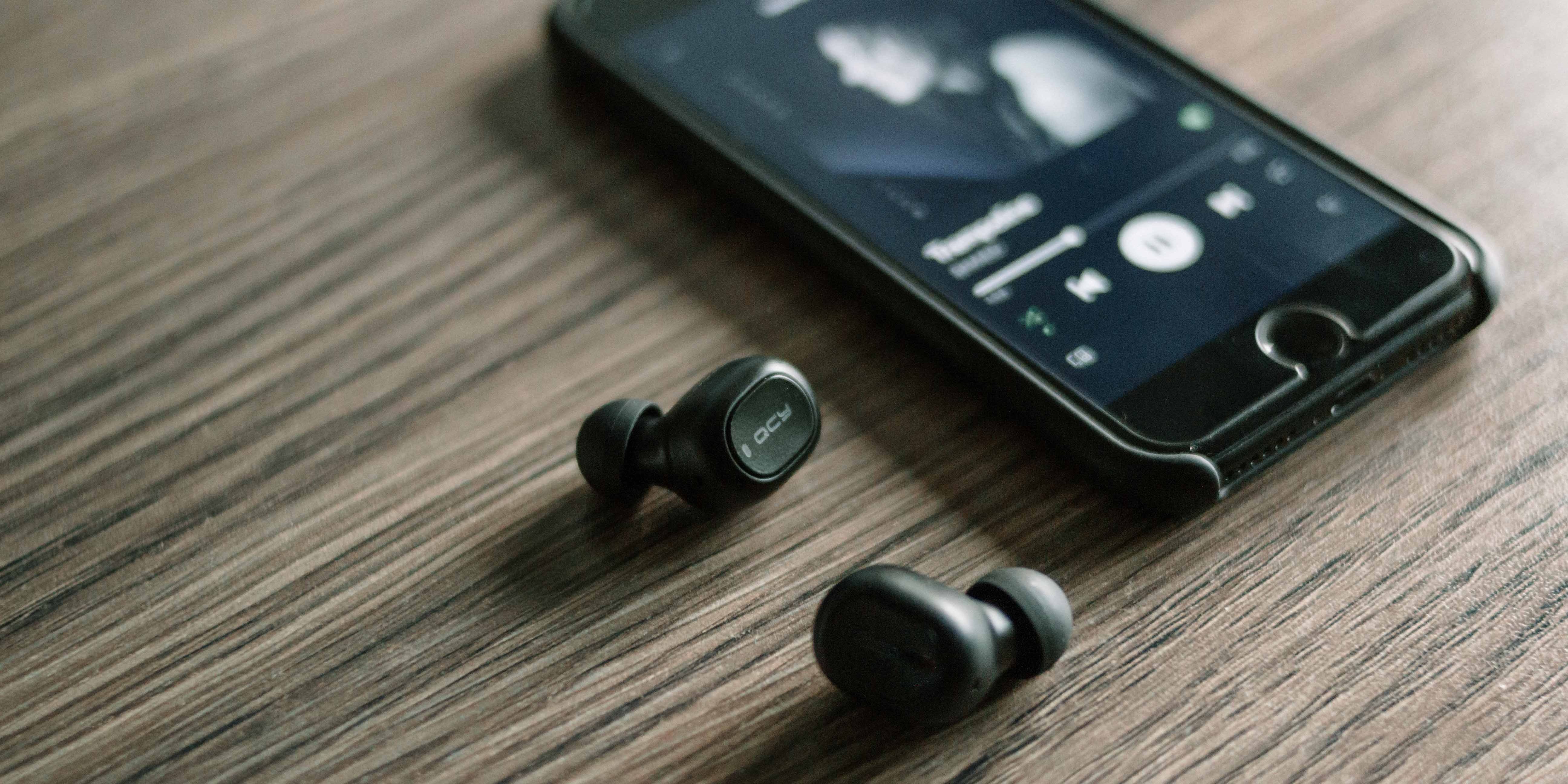 The lowdown on troubleshooting problems with wireless earbuds