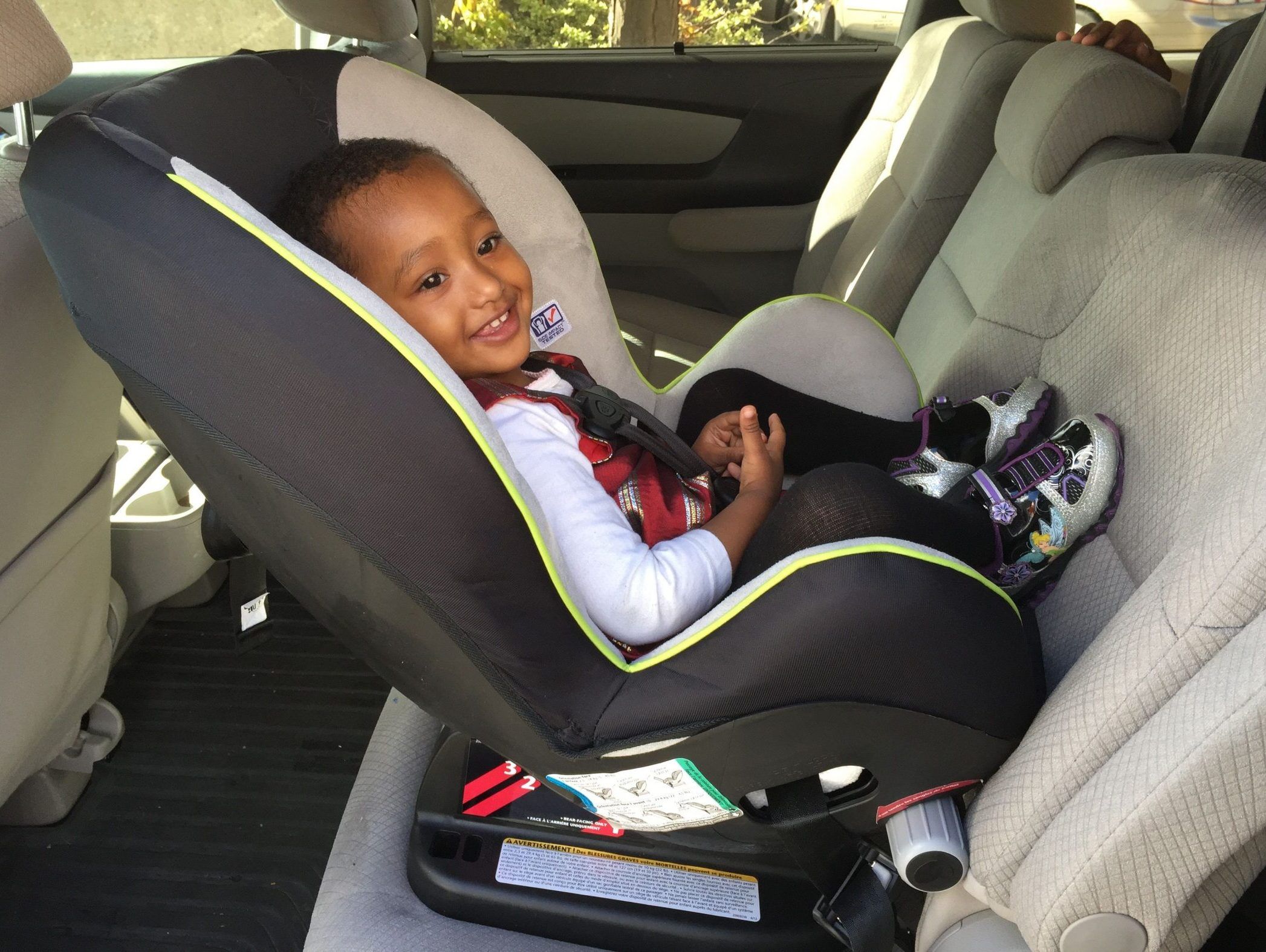 Car Seat Positioning: When to Switch Toddlers from Rear-Facing to Forward